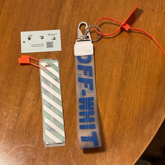 Off-White Keychain - Picture 2 of 3